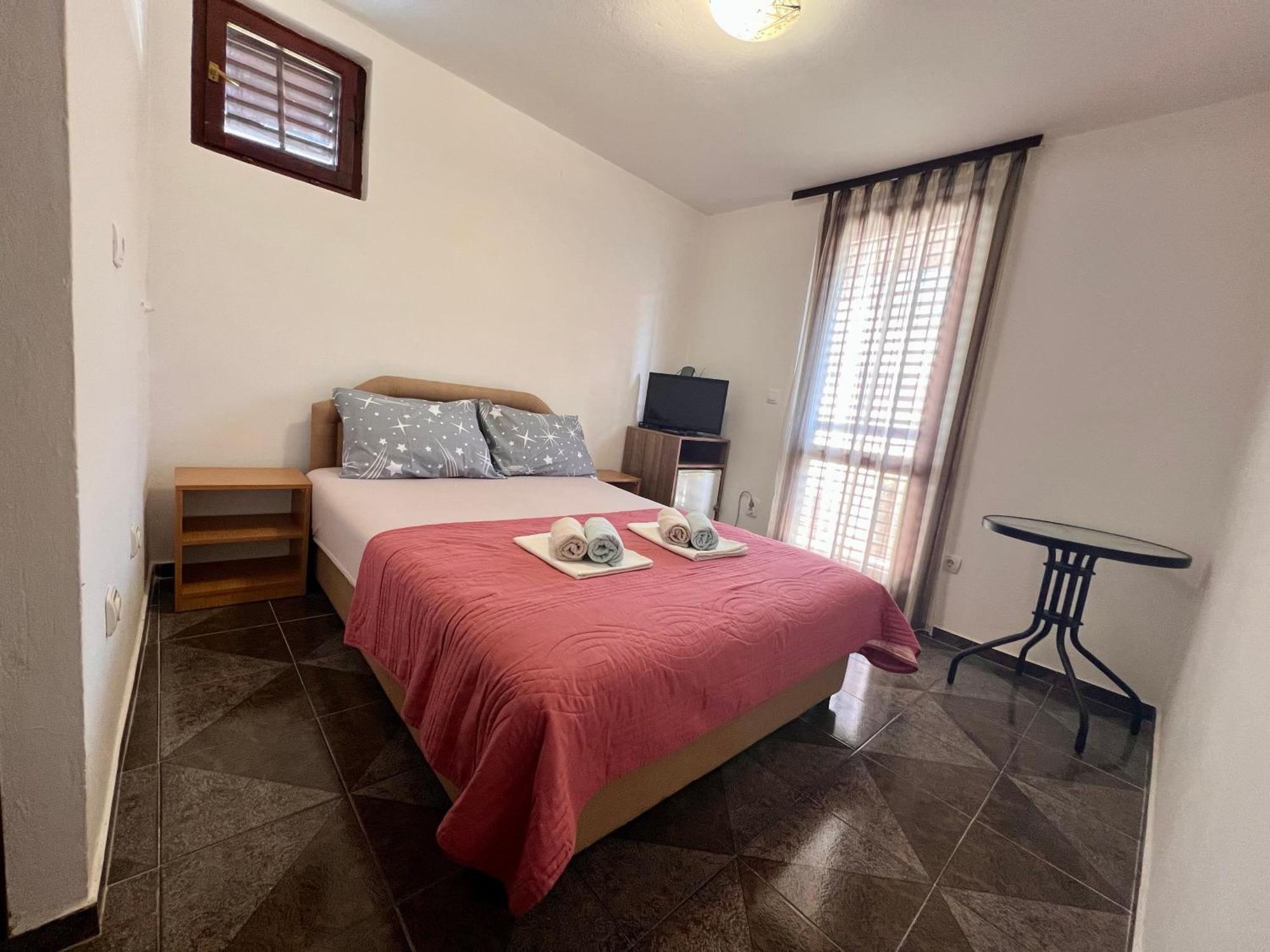 Guesthouse Civovic บาร์ ภายนอก รูปภาพ